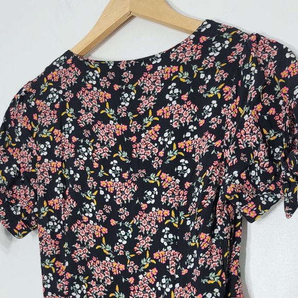 Loft Women's Black Floral Short Sleeve Side tie Wrap-Front V-Neck Romper Dress 0 - Picture 4 of 11
